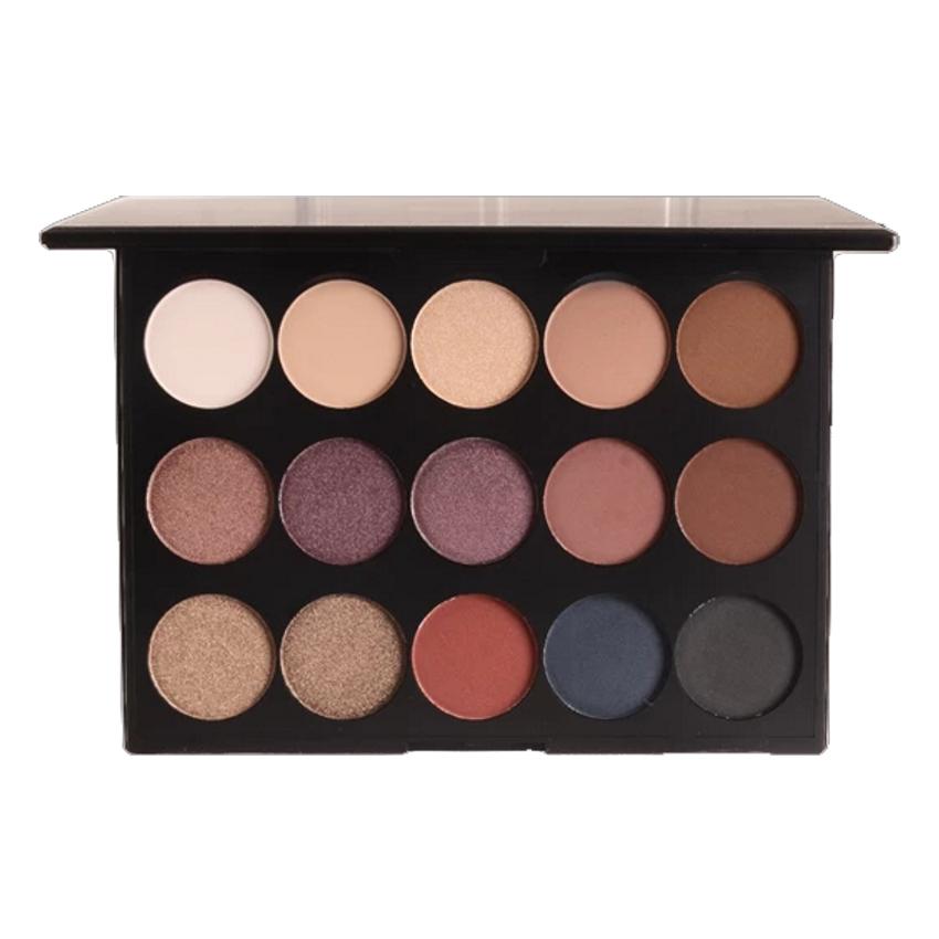 Fantasy 15 Shade Powdered Eyeshadow Palette